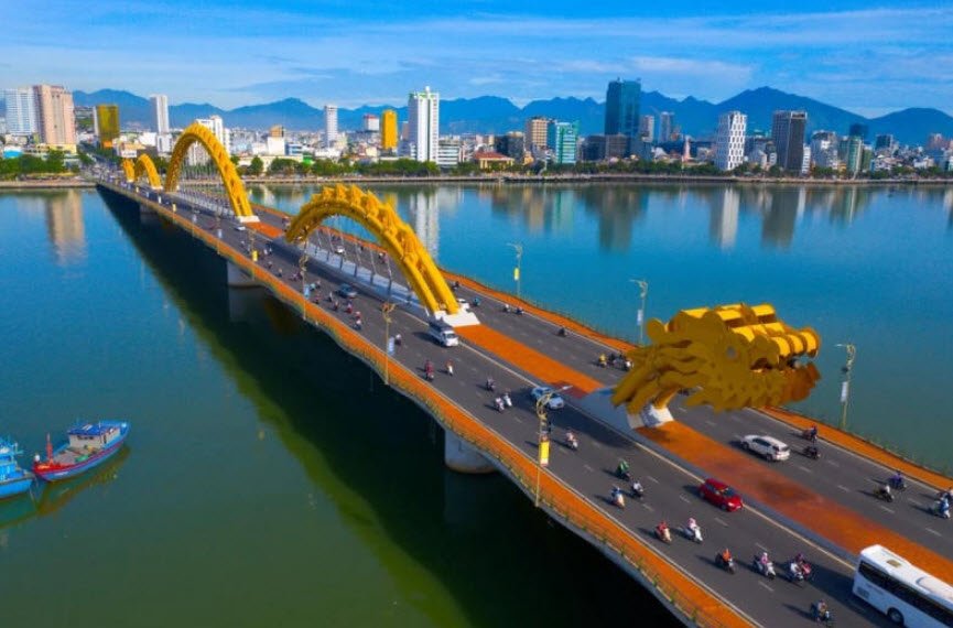 Dragon Bridge, Da Nang, Vietnam